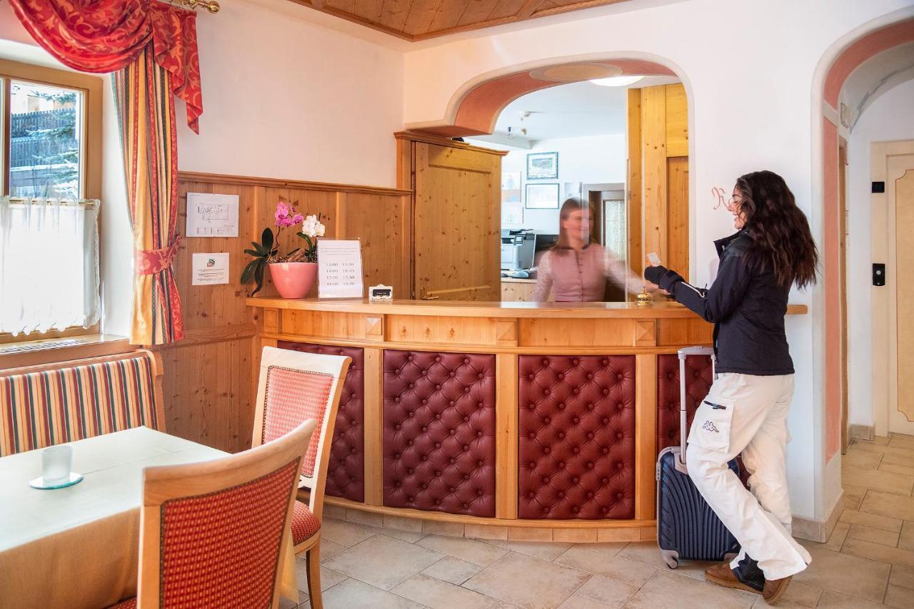 Hotel Gran Fanes Corvara Exteriör bild